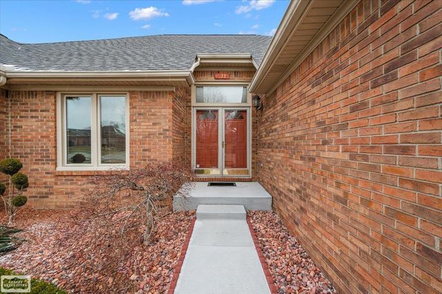 17331 Lorraine Drive, Macomb, MI 48044