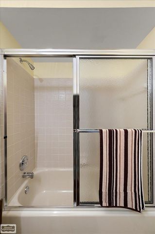 17331 Lorraine Drive, Macomb, MI 48044