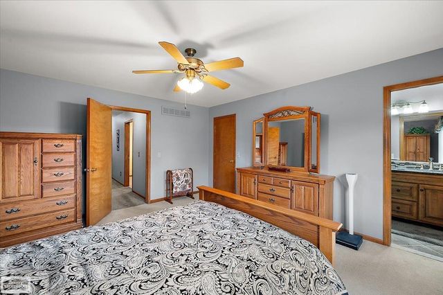 17331 Lorraine Drive, Macomb, MI 48044