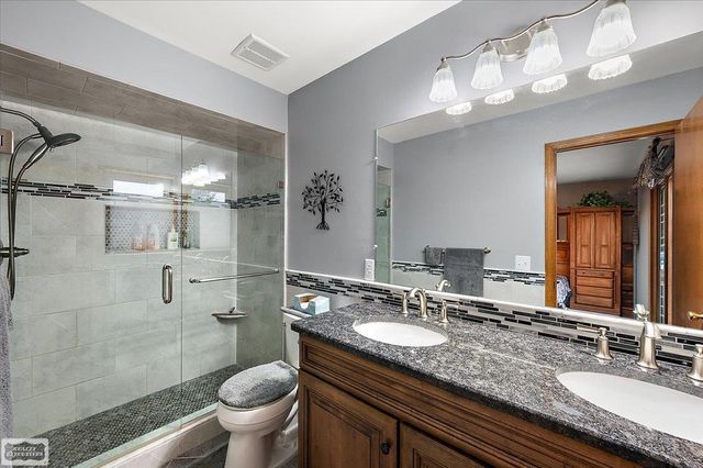 17331 Lorraine Drive, Macomb, MI 48044