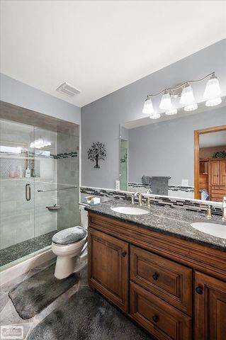 17331 Lorraine Drive, Macomb, MI 48044