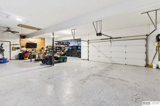 10030 S 162nd Street, Omaha, NE 68136