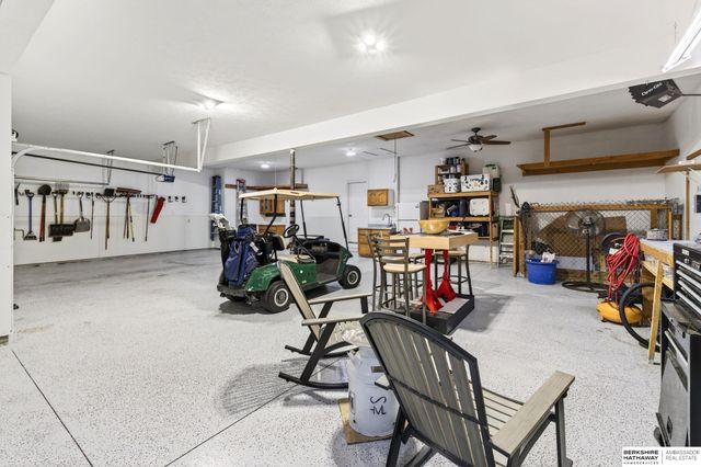 10030 S 162nd Street, Omaha, NE 68136