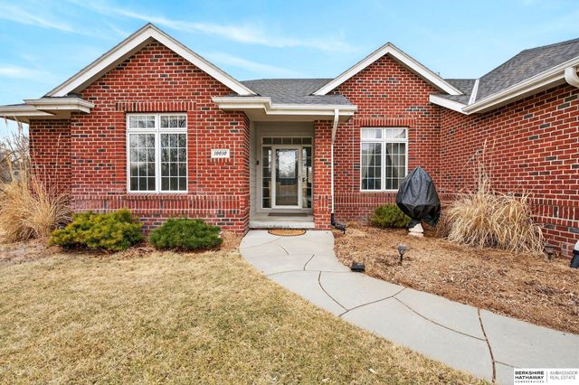 10030 S 162nd Street, Omaha, NE 68136