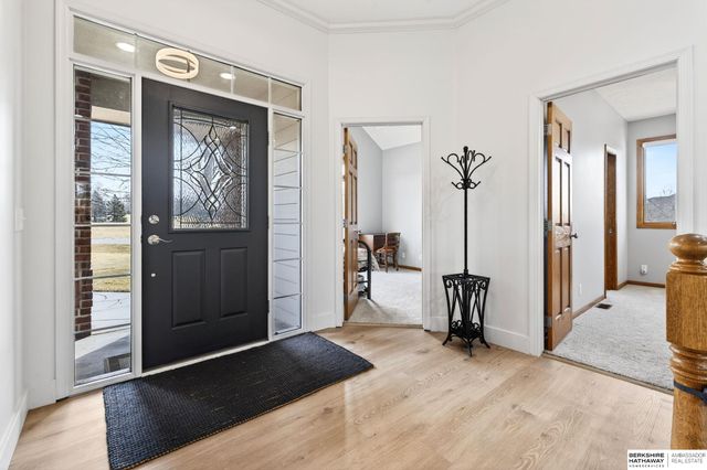 10030 S 162nd Street, Omaha, NE 68136