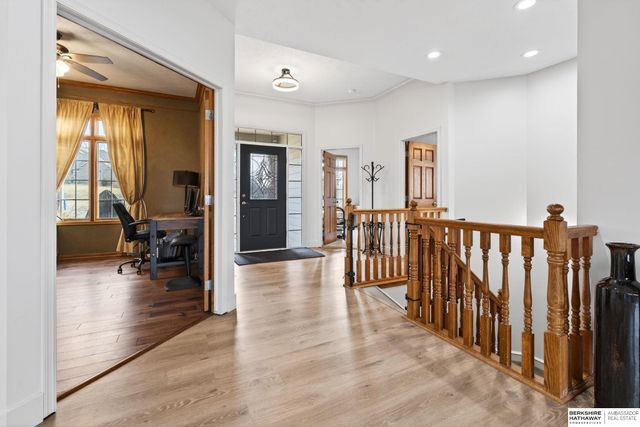 10030 S 162nd Street, Omaha, NE 68136