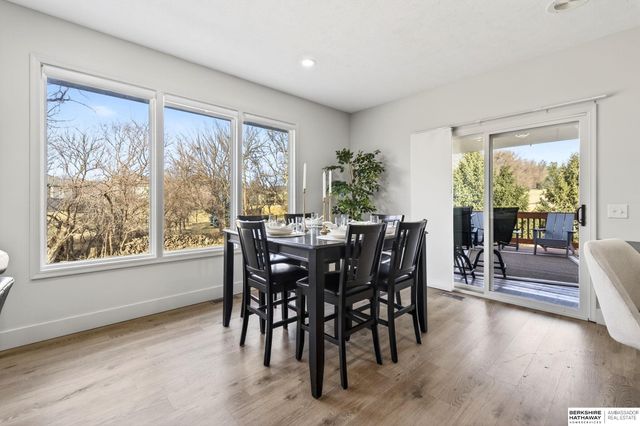 10030 S 162nd Street, Omaha, NE 68136