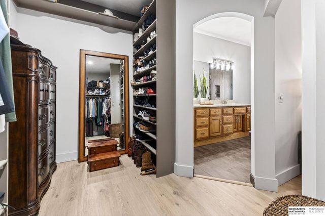 10030 S 162nd Street, Omaha, NE 68136