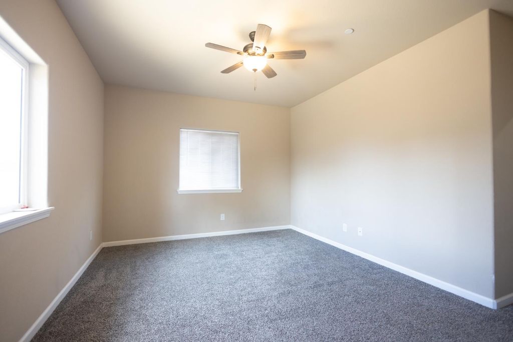 Image 17 of property listing at 1707 Sylvia Street, Selma, CA 93662
