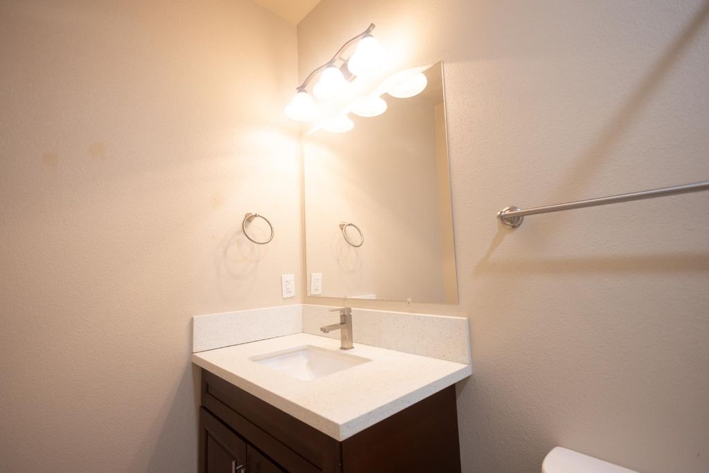 Image 23 of property listing at 1707 Sylvia Street, Selma, CA 93662