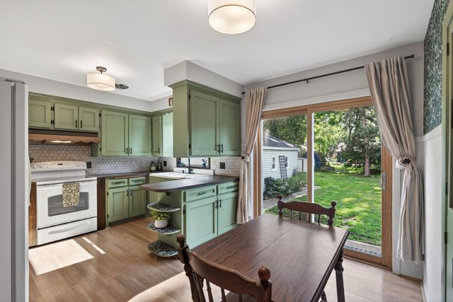 4034 Zane Avenue N, Robbinsdale, MN 55422