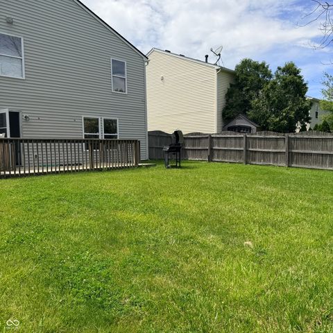 8392 S Paddleboat Lane, Pendleton, IN 46064