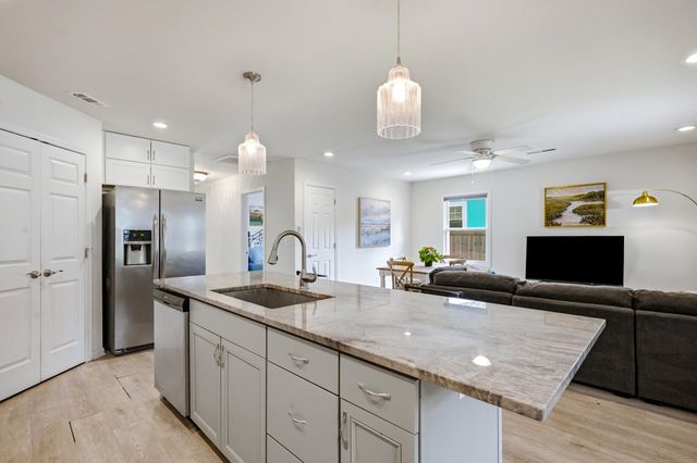 1022 S Hollywood Dr., Surfside Beach, SC 29575