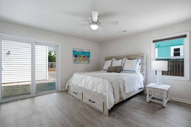 1022 S Hollywood Dr., Surfside Beach, SC 29575