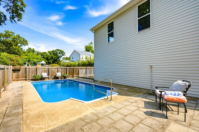 1022 S Hollywood Dr., Surfside Beach, SC 29575