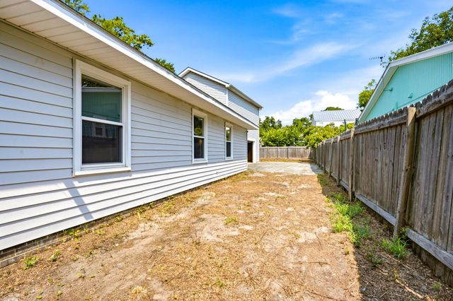 1022 S Hollywood Dr., Surfside Beach, SC 29575