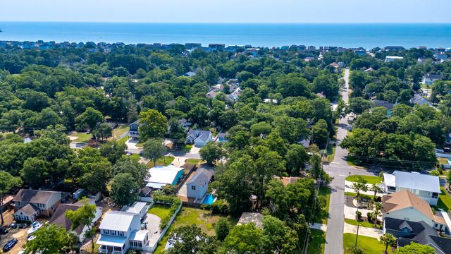 1022 S Hollywood Dr., Surfside Beach, SC 29575