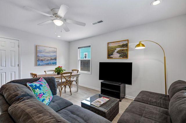 1022 S Hollywood Dr., Surfside Beach, SC 29575