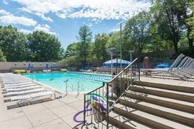 44 Washington St 318, Brookline, MA 02445