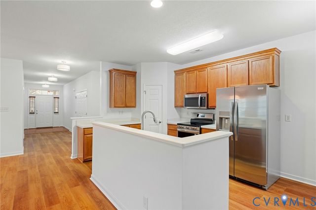 6531 Legacy Park Dr, Mechanicsville, VA 23111