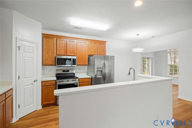 6531 Legacy Park Dr, Mechanicsville, VA 23111