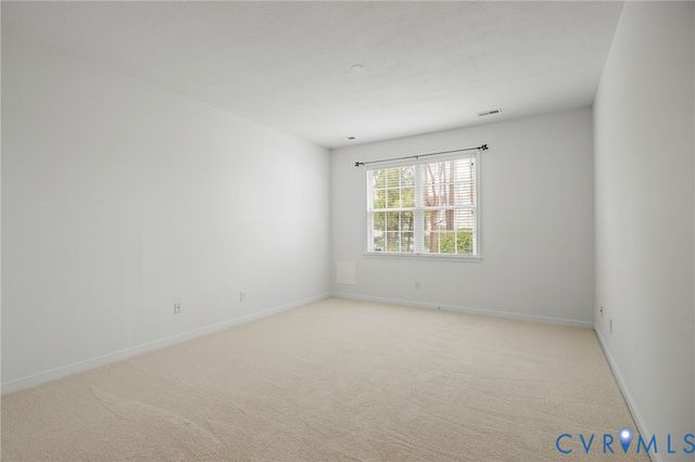 6531 Legacy Park Dr, Mechanicsville, VA 23111