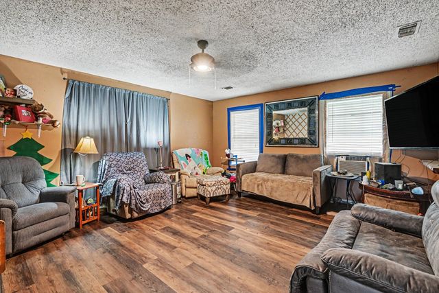 13270 Liberty School Road, Azle, TX 76020