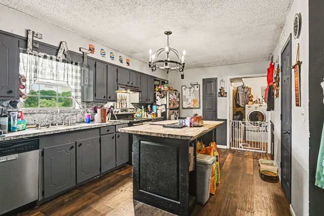 13270 Liberty School Road, Azle, TX 76020
