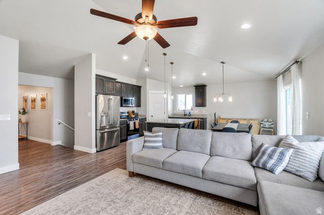 4098 N FAIRFIELD DR, Eagle Mountain, UT 84005