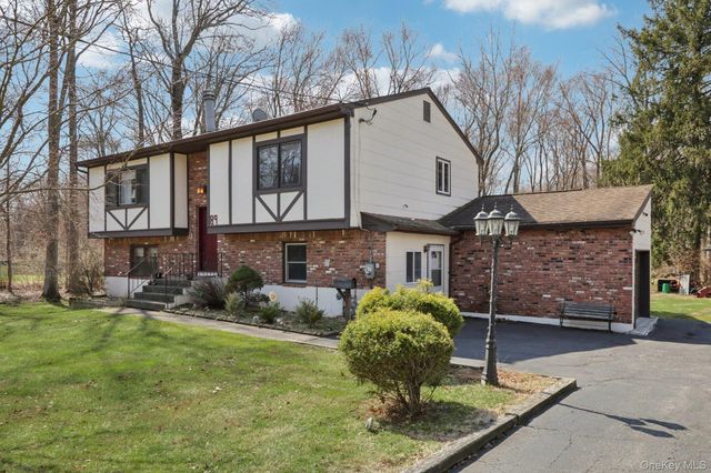 89 Green Road, West Nyack, NY 10994