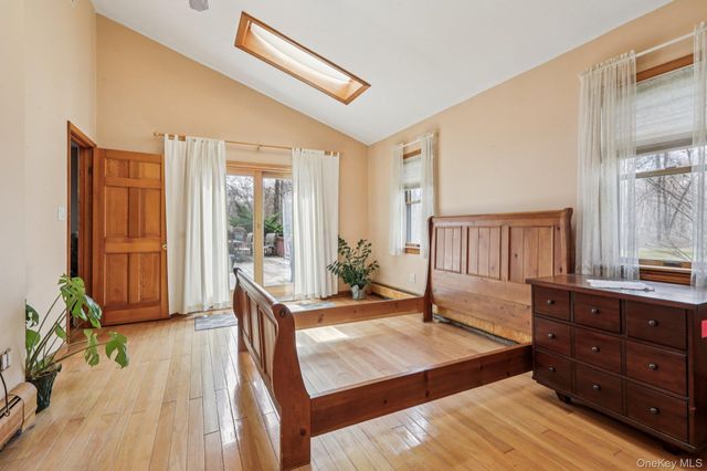 89 Green Road, West Nyack, NY 10994