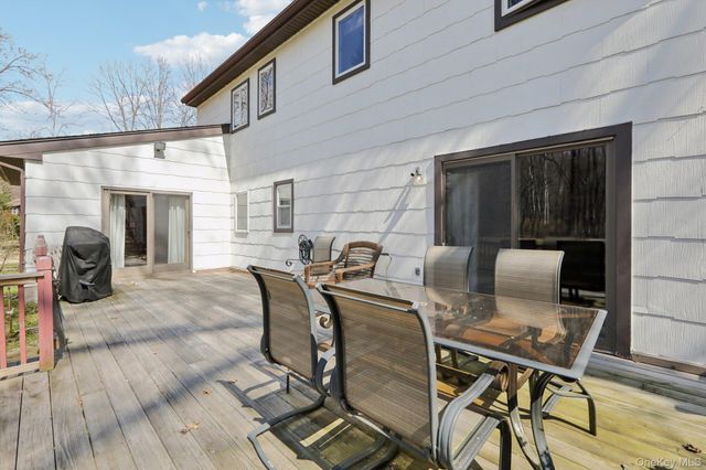 89 Green Road, West Nyack, NY 10994