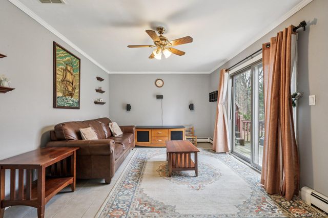 89 Green Road, West Nyack, NY 10994