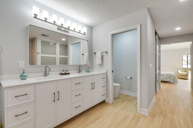 137 Harbourside Circle, Jupiter, FL 33477