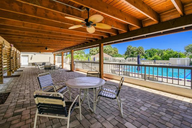 137 Harbourside Circle, Jupiter, FL 33477
