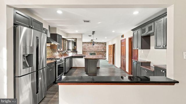 1967 LAFAYETTE RD, Lansdale, PA 19446
