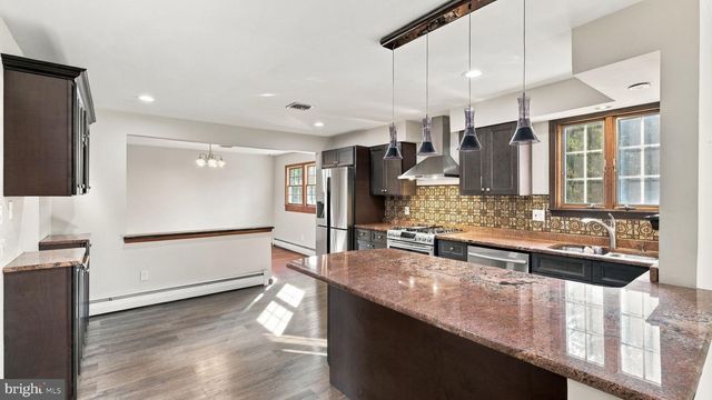 1967 LAFAYETTE RD, Lansdale, PA 19446