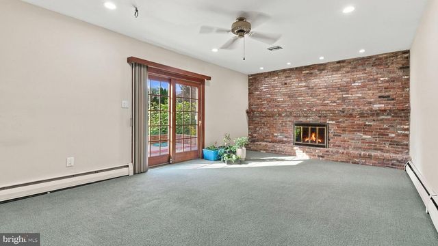 1967 LAFAYETTE RD, Lansdale, PA 19446