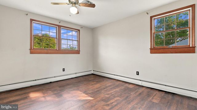 1967 LAFAYETTE RD, Lansdale, PA 19446
