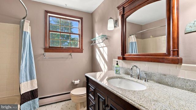 1967 LAFAYETTE RD, Lansdale, PA 19446