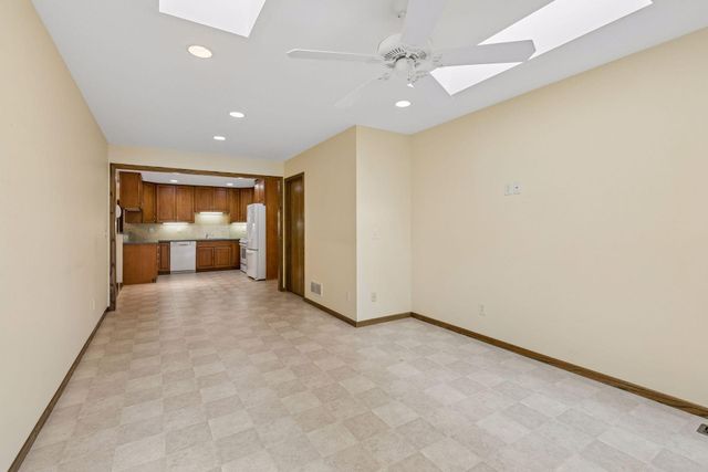 5000 Normandale Hglds Drive, Bloomington, MN 55437