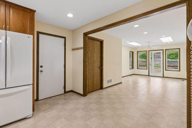 5000 Normandale Hglds Drive, Bloomington, MN 55437