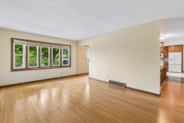 5000 Normandale Hglds Drive, Bloomington, MN 55437