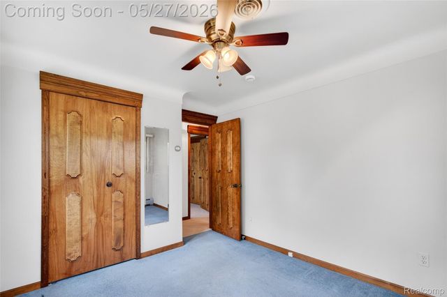 26995 James Avenue, Flat Rock, MI 48134