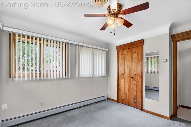 26995 James Avenue, Flat Rock, MI 48134
