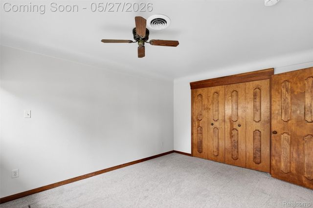 26995 James Avenue, Flat Rock, MI 48134