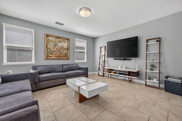 4269 Shorthorn Way, Roseville, CA 95747