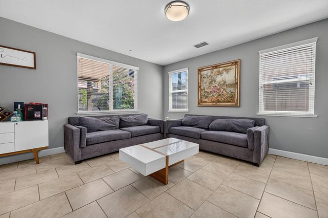 4269 Shorthorn Way, Roseville, CA 95747