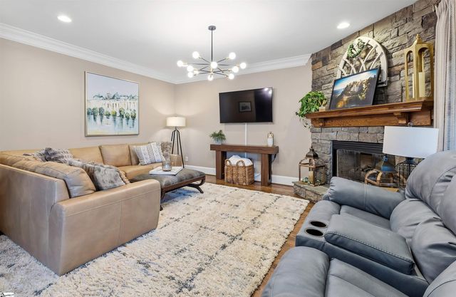 24 Appian Circle, Simpsonville, SC 29681