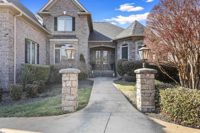 24 Appian Circle, Simpsonville, SC 29681